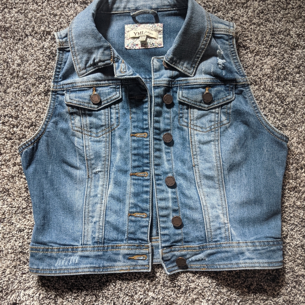 YMI Jeans denim vest size medium.